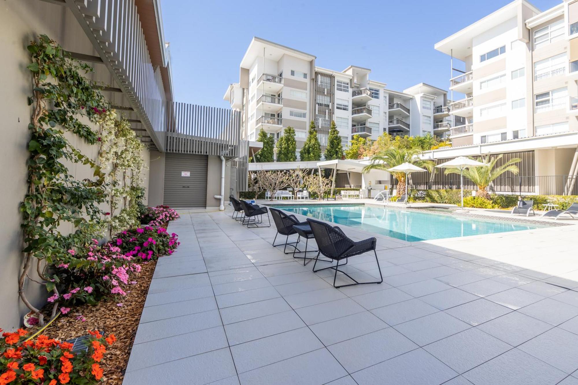 Boulevard North Lakes Exterior foto